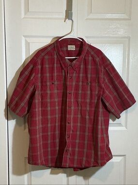 CE Schmidt Workwear Men's Short-Sleeve Red Plaid Button-Down Casual Shirt